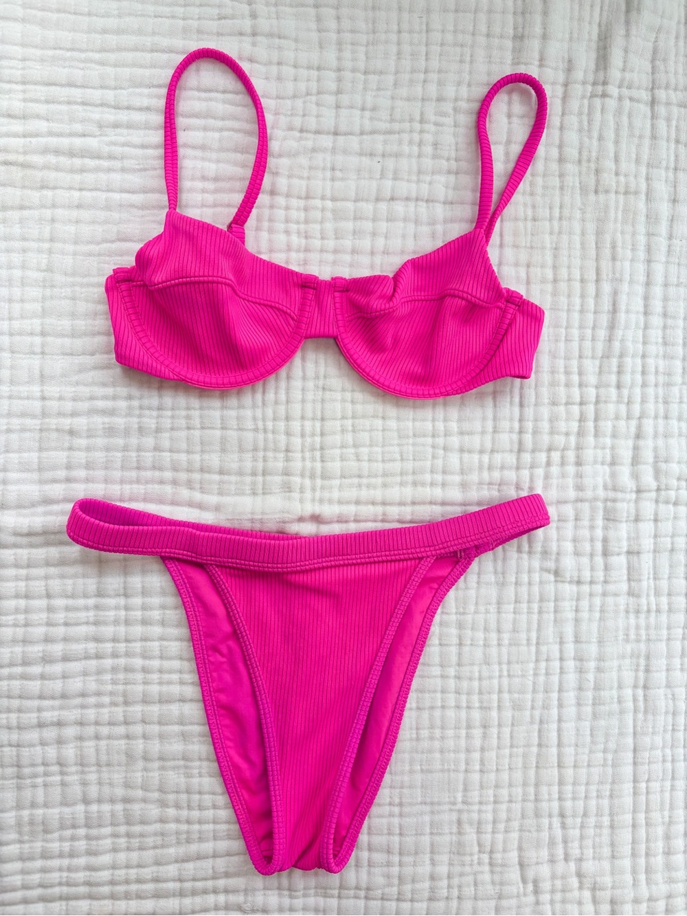 ONEONE Ribbed Hot Pink Underwire Bikini Set Medium
